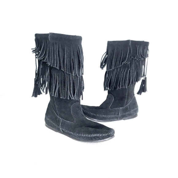 Minnetonka Shoes - Minnetonka 2 layer fringe suede leather tie back boot size 7